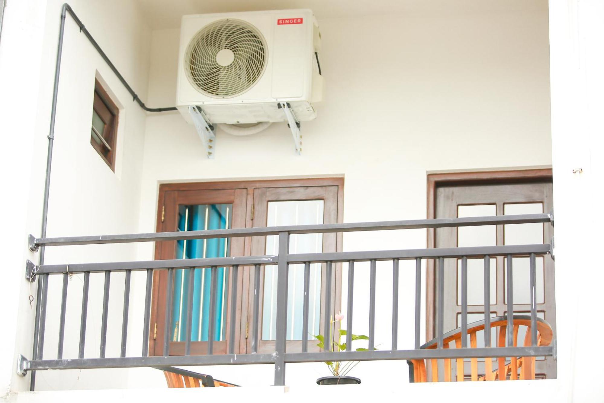 The Blue Haze Weligama Hotell Exteriör bild